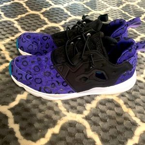 Women’s Reebok sneakers